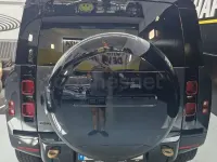 Usado Land Rover Defender SE 249 CV (183 kW) 2023 Negro SUV