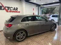 Usado Mercedes A180 136 CV (100 kW) 2019 Gris / plata Berlina