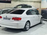 Usado BMW 320 170 CV (125 kW) 2009 Blanco Coupe