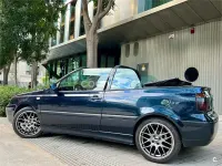Usado VW Golf Cabriolet Highline 115 CV (84 kW) 2001 Azul Descapotable