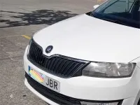 Usado Skoda Rapid Ambition 105 CV (77 kW) 2014 Blanco Utilitario