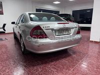 Usado Mercedes E320 Avantgarde 224 CV (164 kW) 2007 Gris / plata Berlina