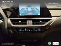 Usado Lexus UX 199 CV (146 kW) 2024 Gris / plata SUV