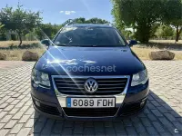 Usado VW Passat Advance 140 CV (102 kW) 2006 Azul Familiar
