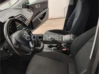 Usado Seat Leon ST Reference 105 CV (77 kW) 2015 Gris / plata Familiar