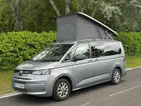 Usado VW California Beach 150 CV (110 kW) 2025 Gris / plata Van