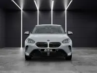 Usado BMW 120 163 CV (119 kW) 2025 Gris Utilitario