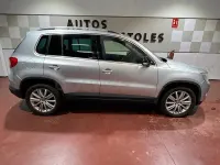 Usado VW Tiguan 140 CV (102 kW) 2008 Gris / plata SUV