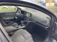 Usado Renault Mégane GrandTour Business 110 CV (80 kW) 2017 Gris / plata Familiar