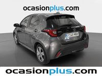 Usado Toyota Yaris Hybrid Active 116 CV (85 kW) 2024 Blanco Berlina