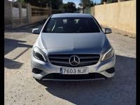 Usado Mercedes A180 Style 109 CV (80 kW) 2014 Gris Utilitario