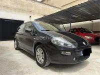 Usado Fiat Punto Lounge 69 CV (50 kW) 2014 Negro Utilitario