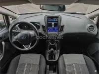 Usado Ford Fiesta Titanium 90 CV (66 kW) 2010 Blanco Berlina