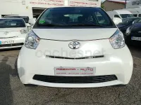 Usado Toyota iQ 98 CV (72 kW) 2013 Blanco Utilitario
