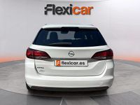 Usado Opel Astra Elegance 122 CV (89 kW) 2019 Blanco Berlina