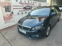 Usado Peugeot 308 Style 100 CV (73 kW) 2020 Azul Familiar