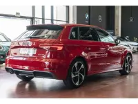 Usado Audi A3 Sportback Sport 116 CV (85 kW) 2020 Rojo Utilitario