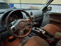 Usado Jeep Cherokee Limited 163 CV (119 kW) 2007 Gris / plata SUV