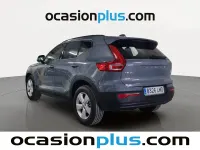 Begagnad Volvo XC40 Momentum 129 HK (94 kW) 2021 Grå SUV