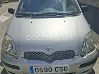 Usado Toyota Yaris T2 65 CV (47 kW) 2004 Gris / plata Berlina