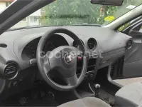 Usado Seat Ibiza Stella 75 CV (55 kW) 2002 Negro Utilitario