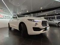 Usado Maserati Levante 275 CV (202 kW) 2016 Blanco SUV