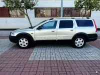 Usado Volvo XC70 Summum 185 CV (136 kW) 2007 Beige Familiar