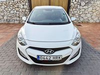 Usado Hyundai i30 110 CV (80 kW) 2013 Blanco Utilitario