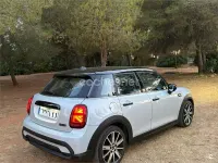 Usado Mini Cooper 156 CV (114 kW) 2024 Gris / plata Utilitario