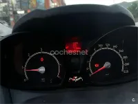 Usado Ford Fiesta Trend 68 CV (50 kW) 2009 Verde Berlina