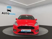 Usado Ford Fiesta Trend+ 101 CV (74 kW) 2018 Rojo Utilitario