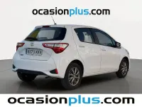 Usado Toyota Yaris Active 69 CV (50 kW) 2018 Blanco