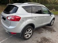 Usado Ford Kuga Titanium 136 CV (100 kW) 2009 Gris / plata SUV