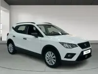 Usado Seat Arona Ecomotive 95 CV (69 kW) 2018 Blanco SUV