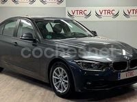 Usado BMW 318 Comfort Edition 151 CV (111 kW) 2019 Gris Berlina