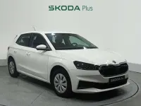 Usado Skoda Fabia Active 80 CV (58 kW) 2023 Blanco Utilitario