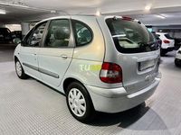 usado Renault Scénic 1,6 16V. Unico dueño. Muy cuidado. A toda prueba.