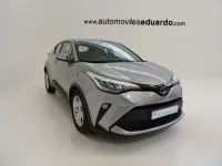 Usado Toyota C-HR Business Edition 122 CV (89 kW) 2021 Gris SUV