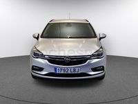 Usado Opel Astra Selective 110 CV (80 kW) 2019 Gris / plata Berlina