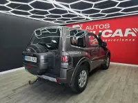 Usado Mitsubishi Montero Motion 200 CV (147 kW) 2010 Marrón SUV