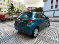 Usado Toyota Yaris City 90 CV (66 kW) 2013 Verde Utilitario