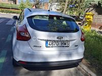Usado Ford Focus Trend 100 CV (73 kW) 2012 Blanco Berlina