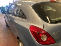 Usado Opel Corsa Cosmo 100 CV (73 kW) 2010 Gris Utilitario