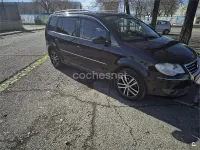 Usado VW Touran Highline 140 CV (102 kW) 2007 Negro Monovolumen