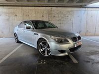 Usado BMW M5 507 CV (372 kW) 2005 Gris / plata Berlina