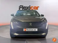 Usado Peugeot 5008 Active 136 CV (100 kW) 2024 Gris SUV
