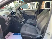 Usado Chevrolet Aveo LS 84 CV (61 kW) 2012 Blanco Berlina