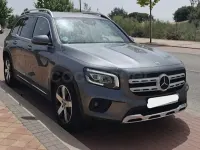 Usado Mercedes GLB200 150 CV (110 kW) 2021 Gris / plata SUV
