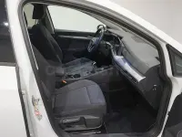 Usado VW Golf VIII Life 115 CV (84 kW) 2023 Blanco Berlina