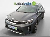 Usado Kia Stonic 120 CV (88 kW) 2021 Gris/plata SUV